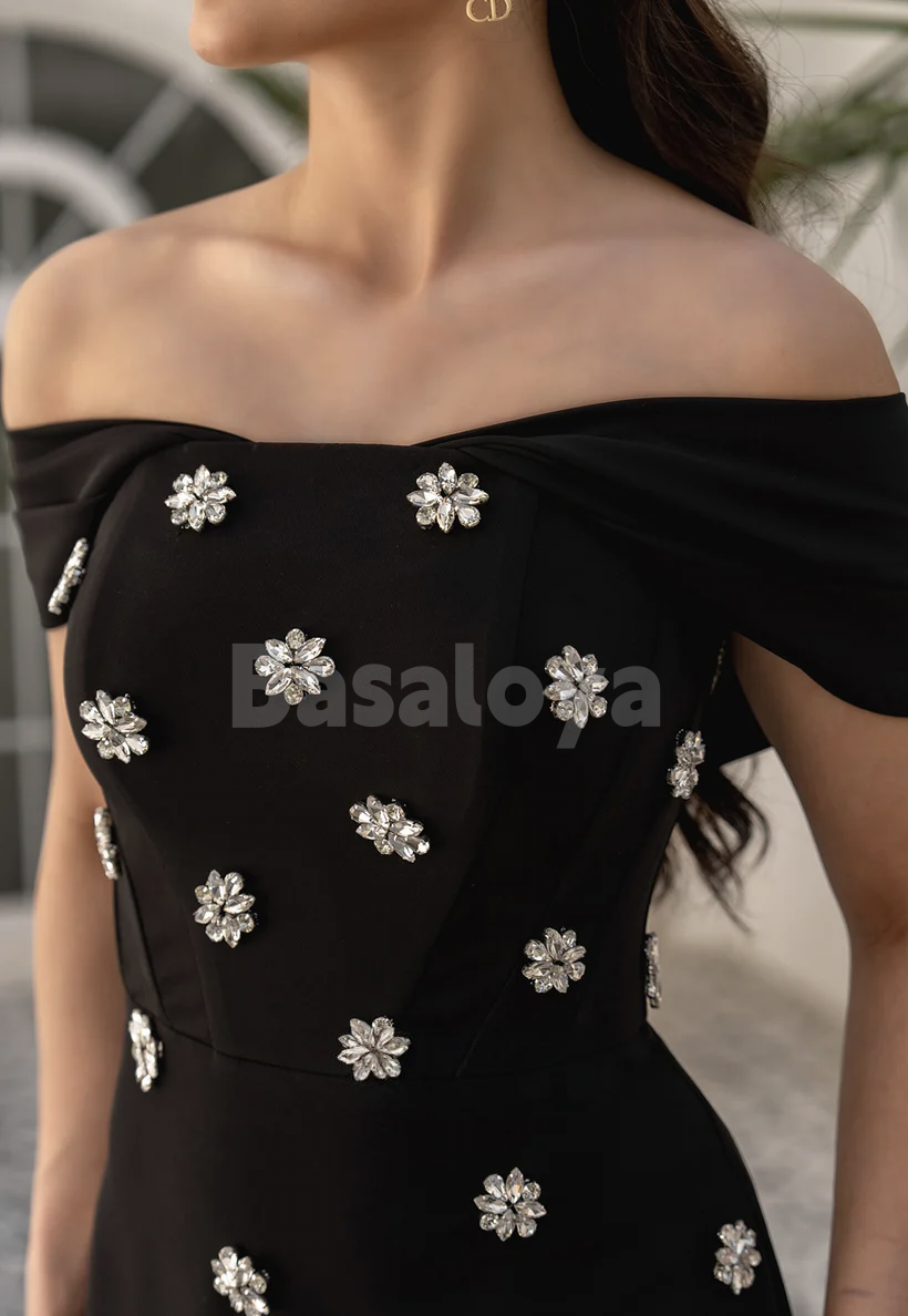 ED0073 Elegant Crystal Black Off-Shoulder Straight Evening Party Gown
