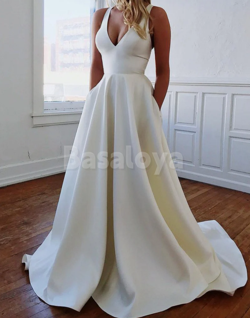 WD0085 Simple V-Neck A-Line Satin Wedding Dress with Pockets Bridal Gown