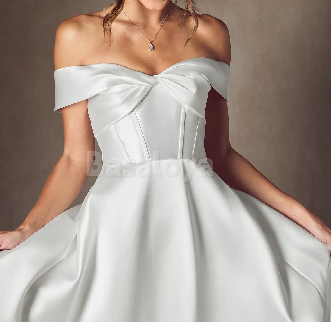 WD0097 Graceful White A-Line Off-Shoulder Bridal Wedding Gown with Train