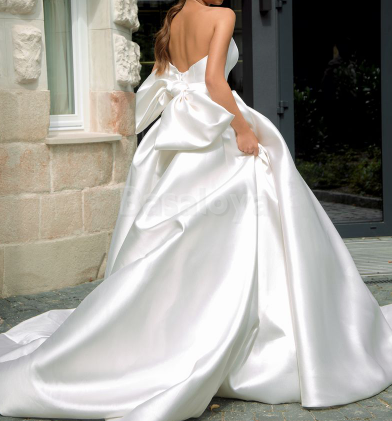 WD0023 Romantic Sweetheart A-Line Pleats Satin Wedding Dress with Bow