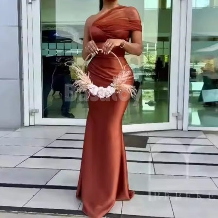 BM0011 Elegant Brown One Shoulder Mermaid Long Bridesmaid Dresses