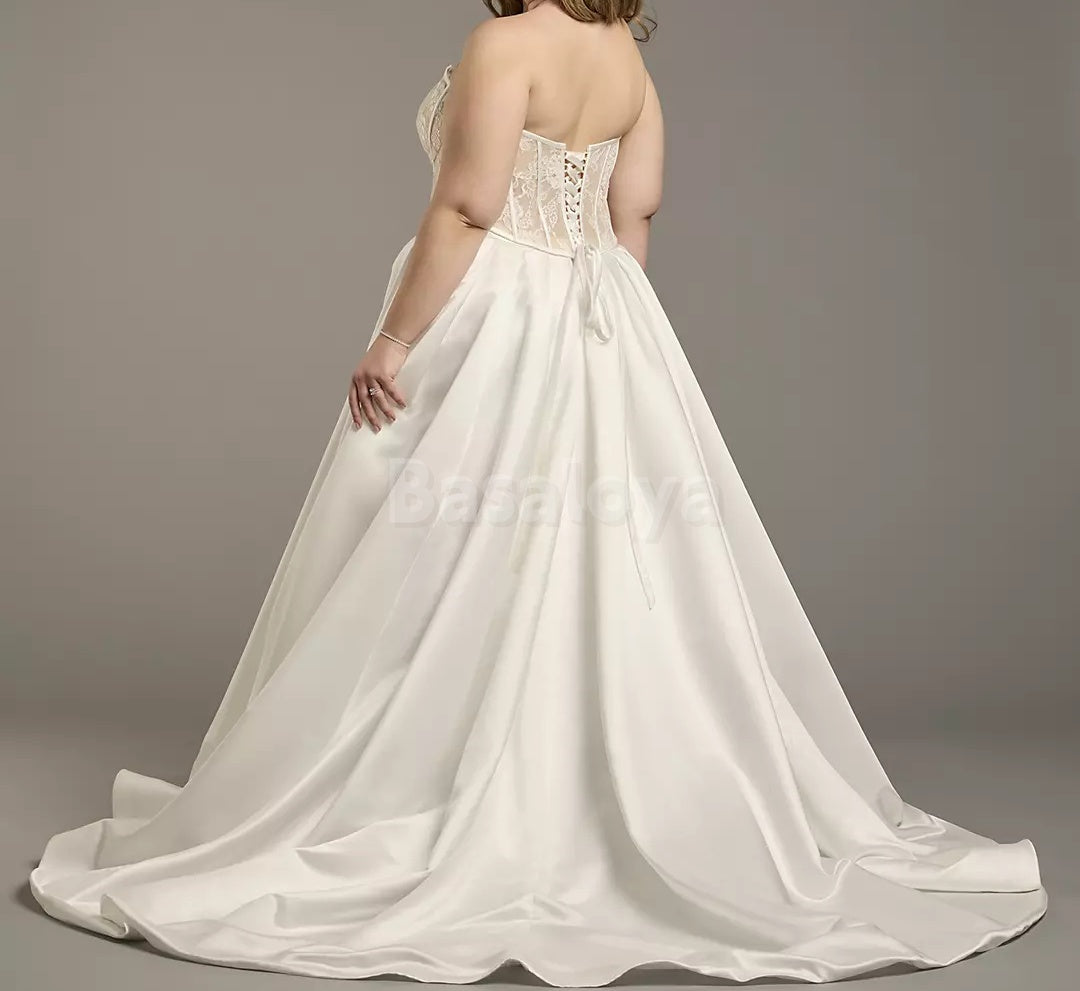 WD0008 Romantic Sweetheart A-Line Satin Wedding Dress with Lace Appliques