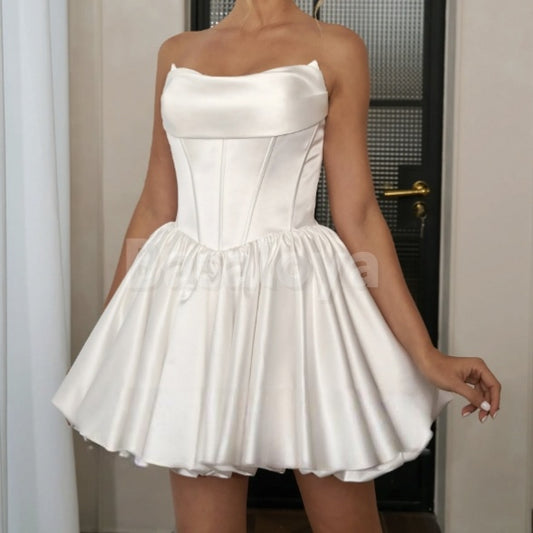 WD0040 Simple Strapless A-Line Pleats Mini Beach Wedding Dress Boho Gowns