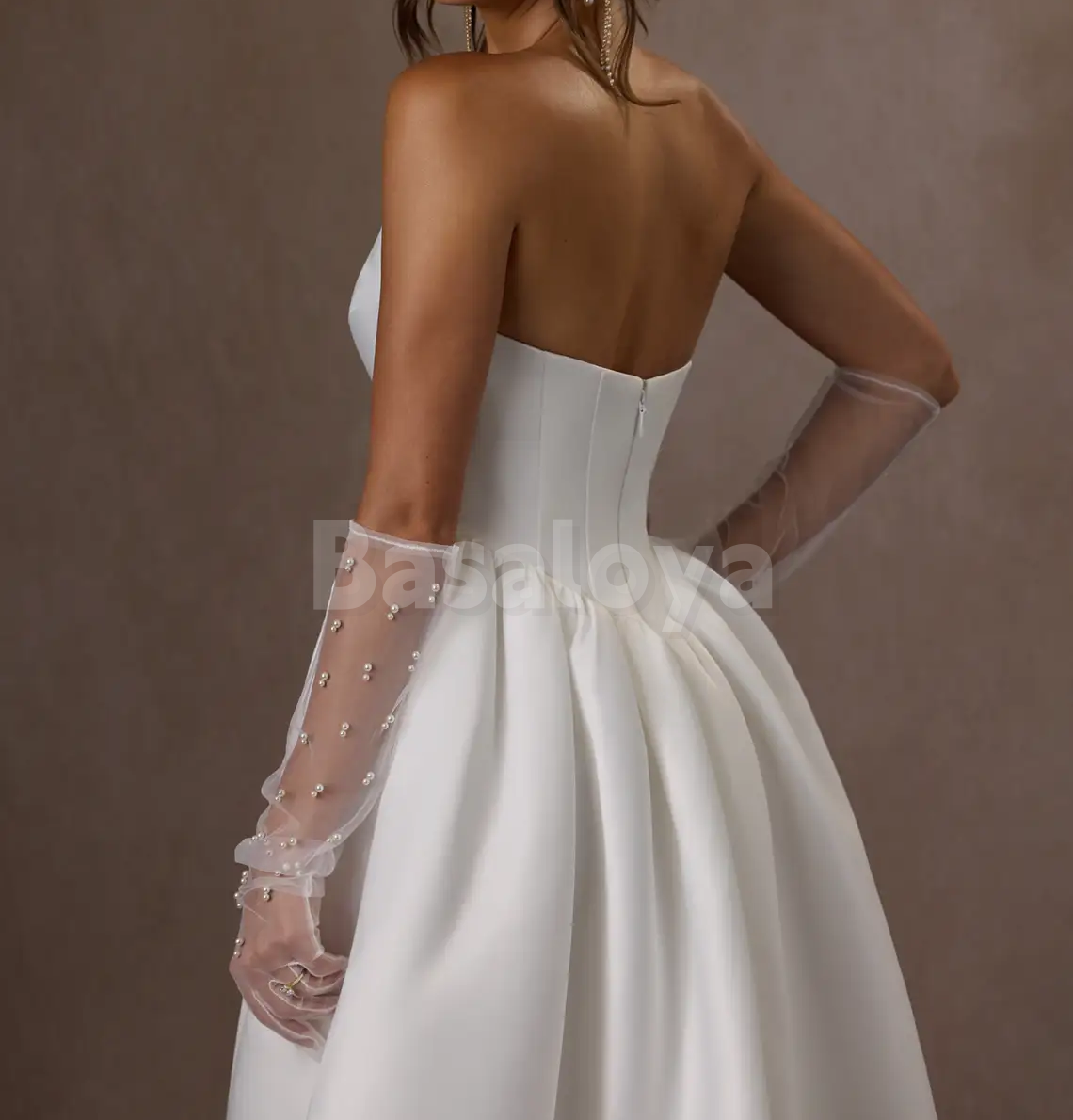 WD0086 Luxury White Sweetheart A-Line Wedding Dress with Pearl Gloves