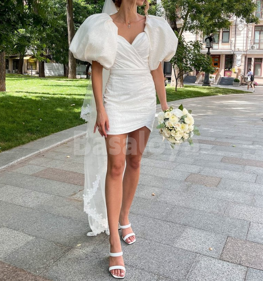 WD0060 Graceful White Puff Sleeves Sweetheart Bodycon Mini Wedding Dress