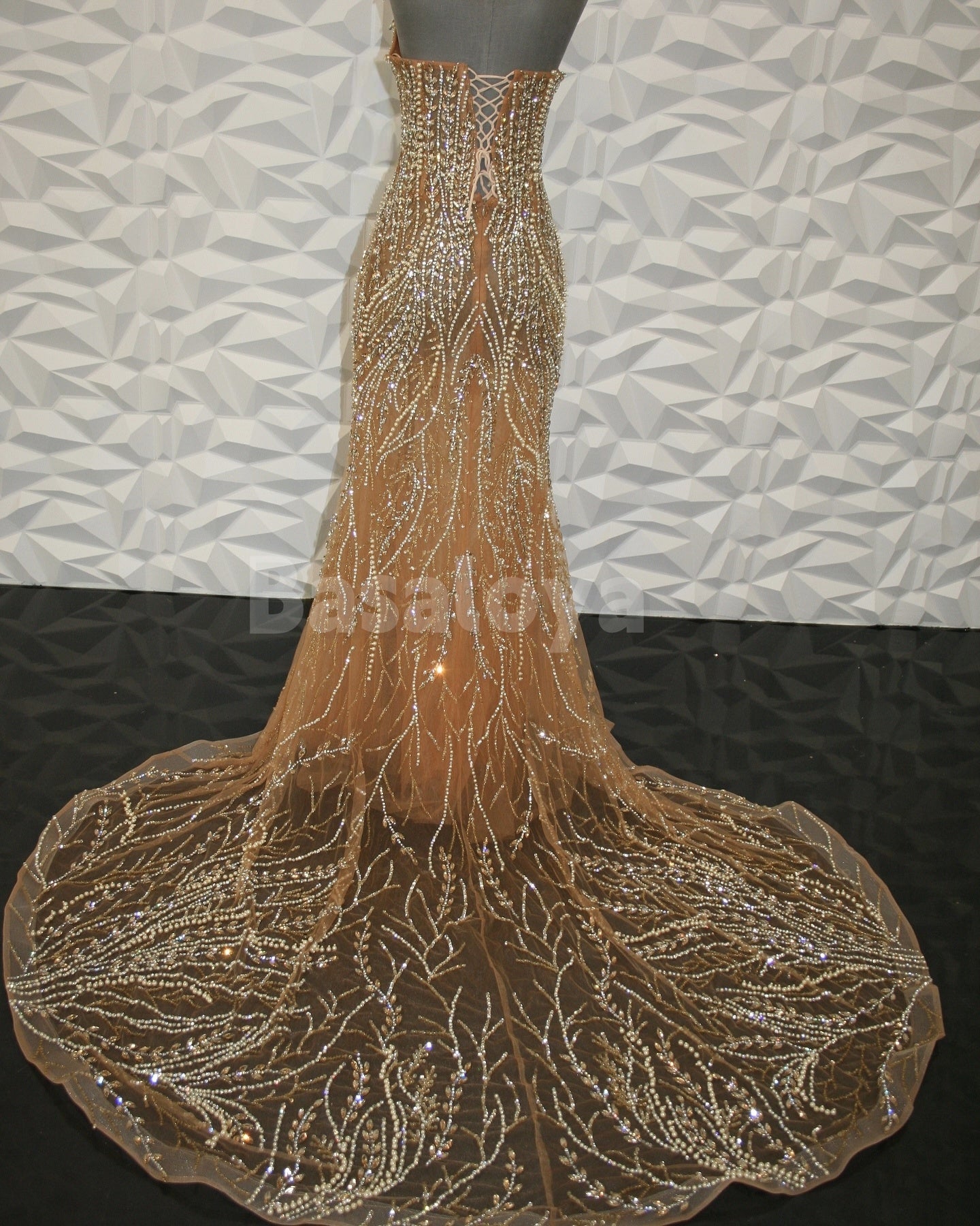 ED0031 Sparkly Beaded Tube Top Mermaid Lace Evening Dress with Train
