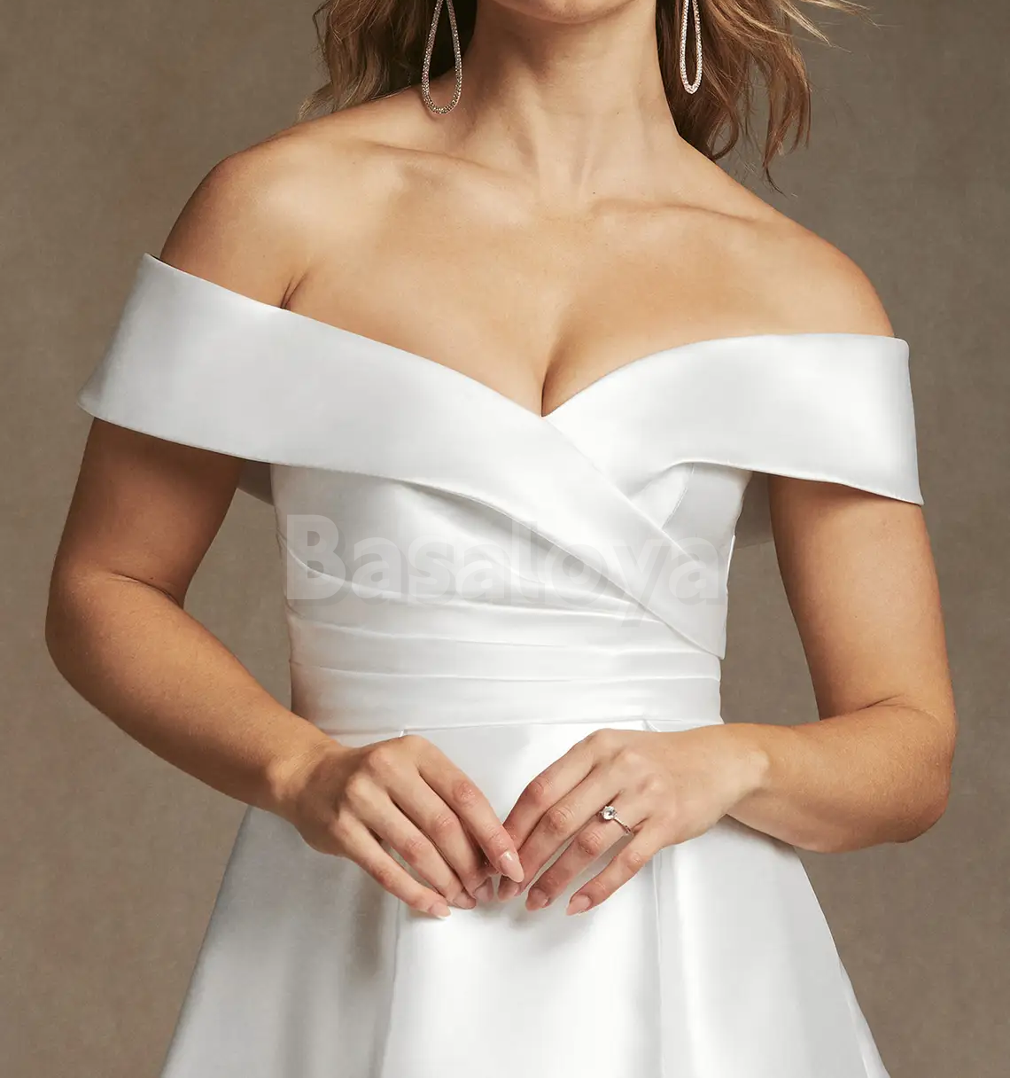 WD0093 Elegant White Off-Shoulder A-Line Bridal Wedding Gown with Slit