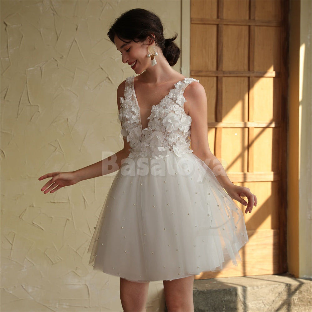 WD0042 Luxury 3D Floral V-Neck Puff Sleeves A-Line Pearls Mini Wedding Gowns