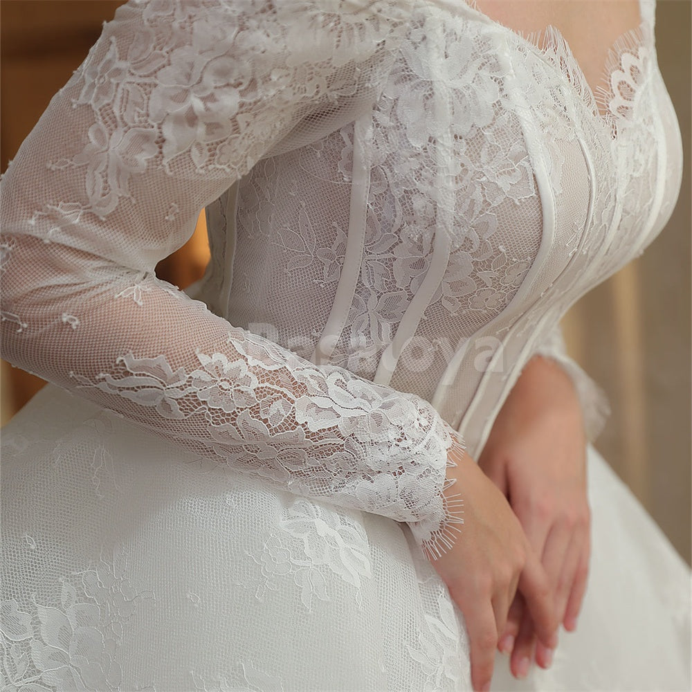 WD0043 Elegant Long Sleeves A-Line Sweetheart Lace Wedding Dress