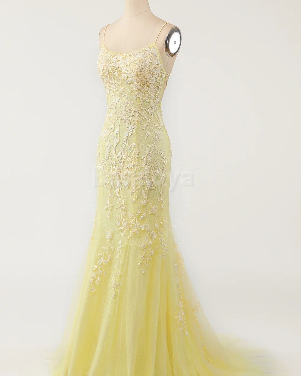 BM0001 Elegant Blue Spaghetti Straps Mermaid Lace Appliques Bridesmaid Dress