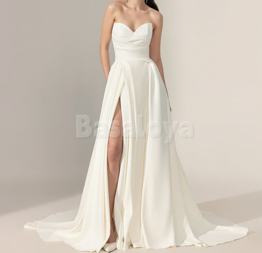 WD0024 Classic Sweetheart A-Line Side Slit Long Wedding Dress with Train