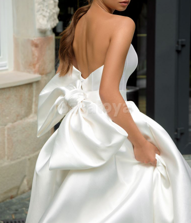 WD0023 Romantic Sweetheart A-Line Pleats Satin Wedding Dress with Bow