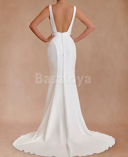 WD0084 Elegant White V-Neck Mermaid Backless Wedding Dress with Train