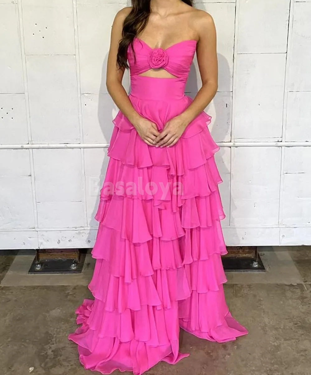 SP0077 Elegant Black&White Sweetheart A-Line Tiered Prom Dress with Slit