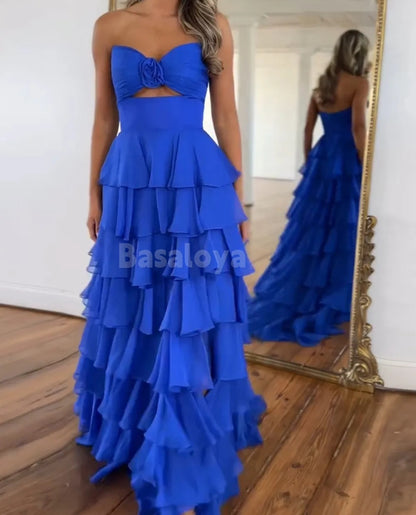 SP0077 Elegant Black&White Sweetheart A-Line Tiered Prom Dress with Slit