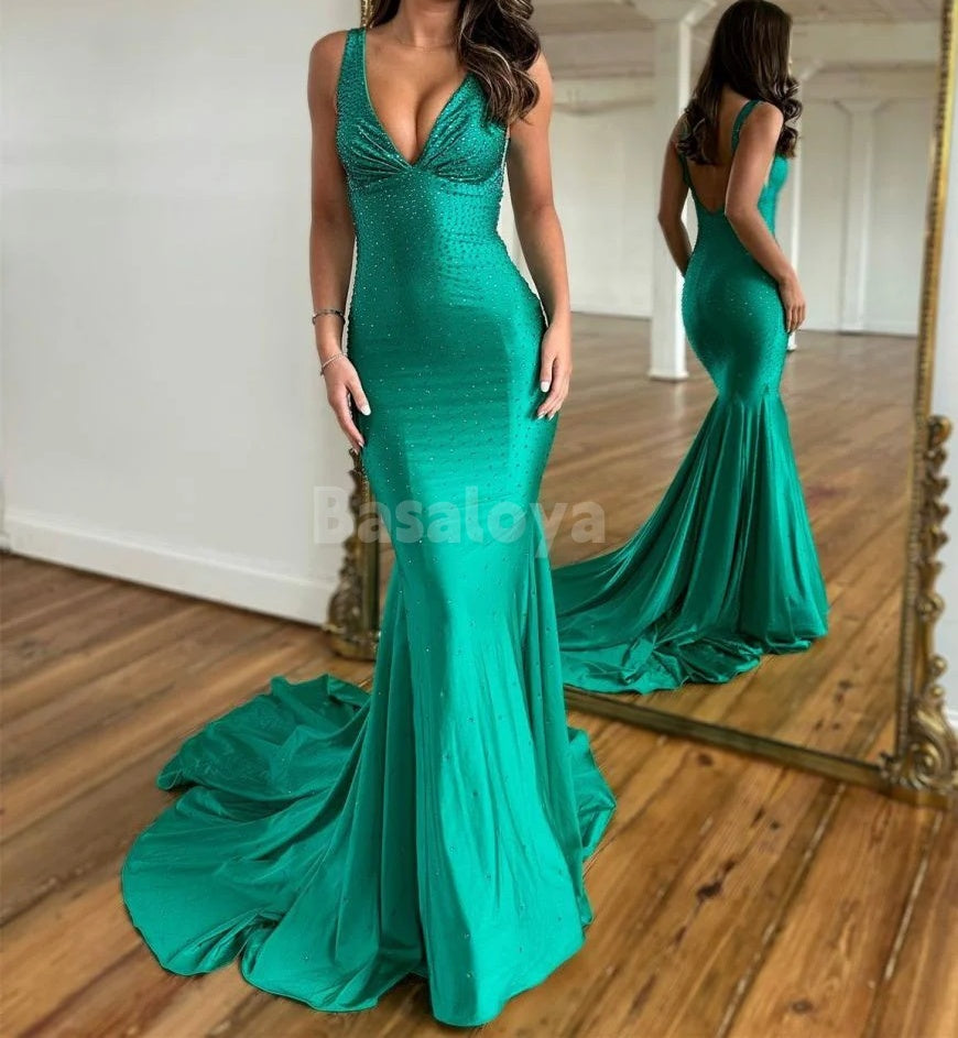 SP0078 Luxury White V-Neck Straps Mermaid Beaded Prom Dress with Train