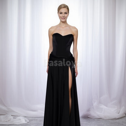SP0047 Simple Black Sweetheart Straight Pleated Prom Formal Dress with Slit