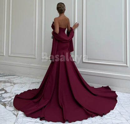 ED0043 Elegant Burgundy Strapless Mermaid Evening Dress with Train