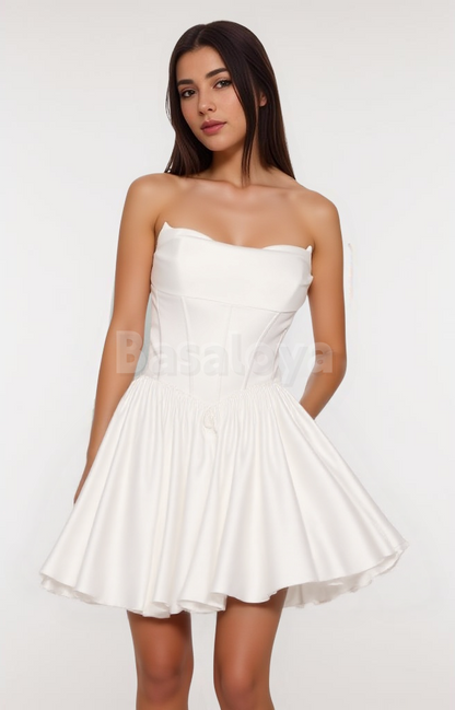 WD0040 Simple Strapless A-Line Pleats Mini Beach Wedding Dress Boho Gowns