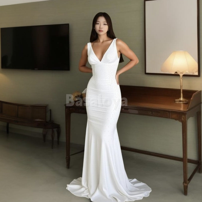 SP0078 Luxury White V-Neck Straps Mermaid Beaded Prom Dress with Train