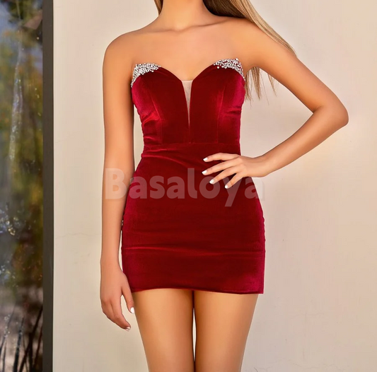 HM0101 Elegant Burgundy V-Neck Bodycon Mini Homecoming Dress with Beads