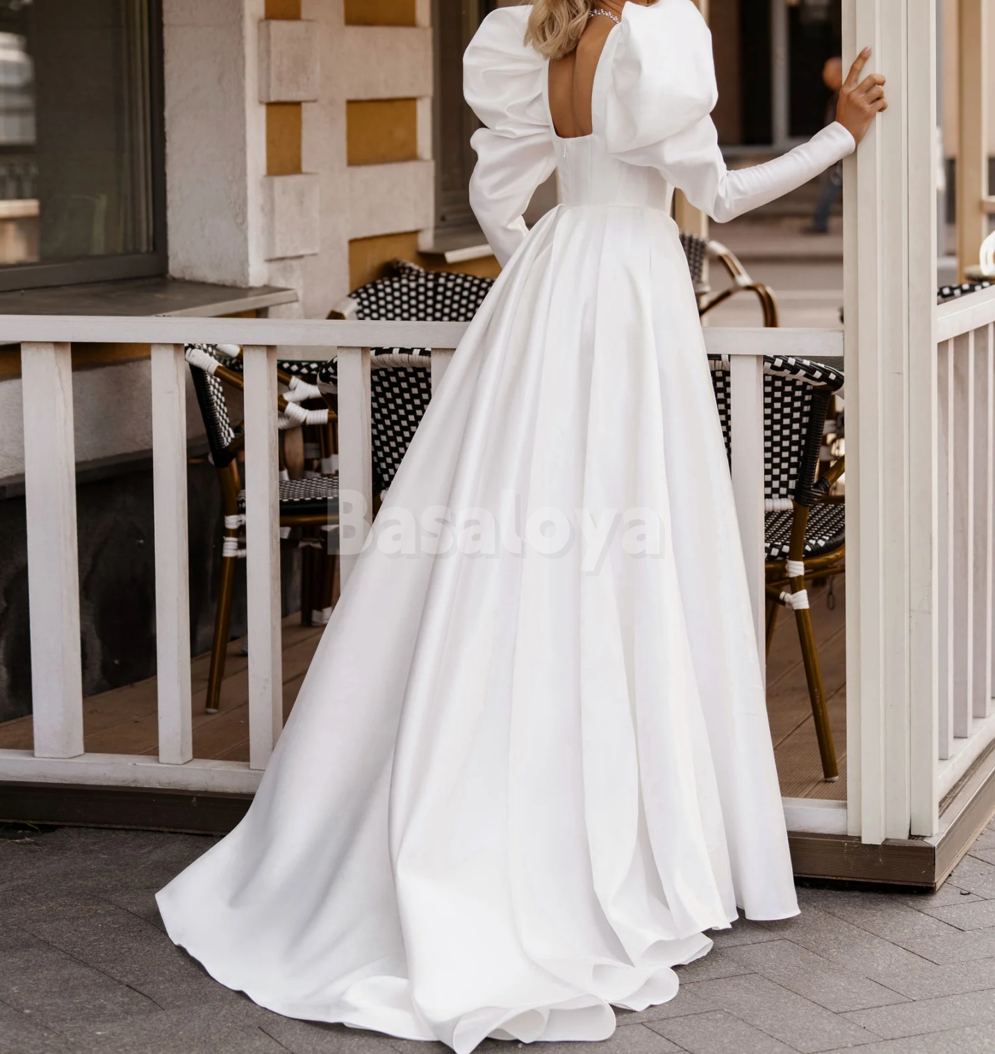 WD0143 Gorgeous White Square Neck Long Sleeves A-Line Wedding Dress
