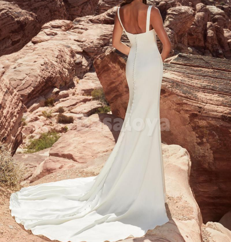 WD0177 Classic White Sweetheart Straps Sheath Wedding Dress with Train