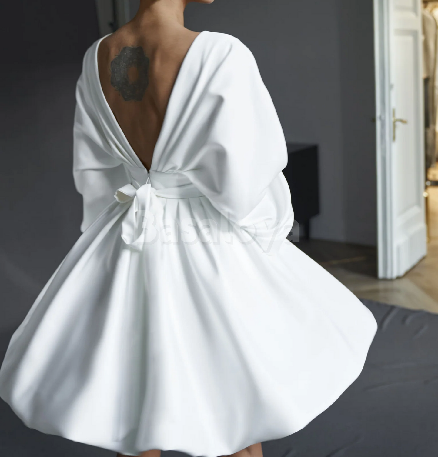 WD0183 Classic White V-Neck Cape Sleeve A-Line Short Wedding Dress