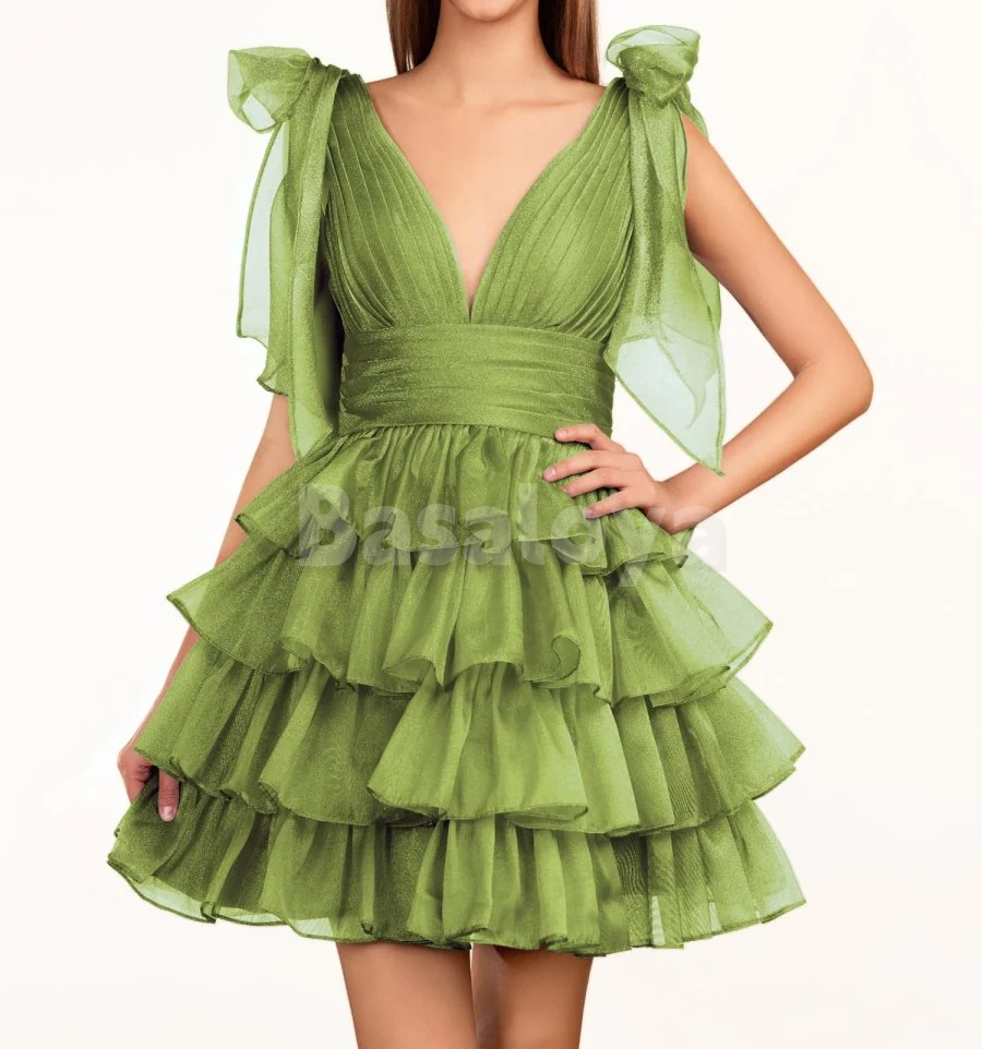 HM0135 Classic Black V-Neck A-Line Tiered Homecoming Gown with Bows