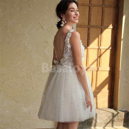 WD0042 Luxury 3D Floral V-Neck Puff Sleeves A-Line Pearls Mini Wedding Gowns