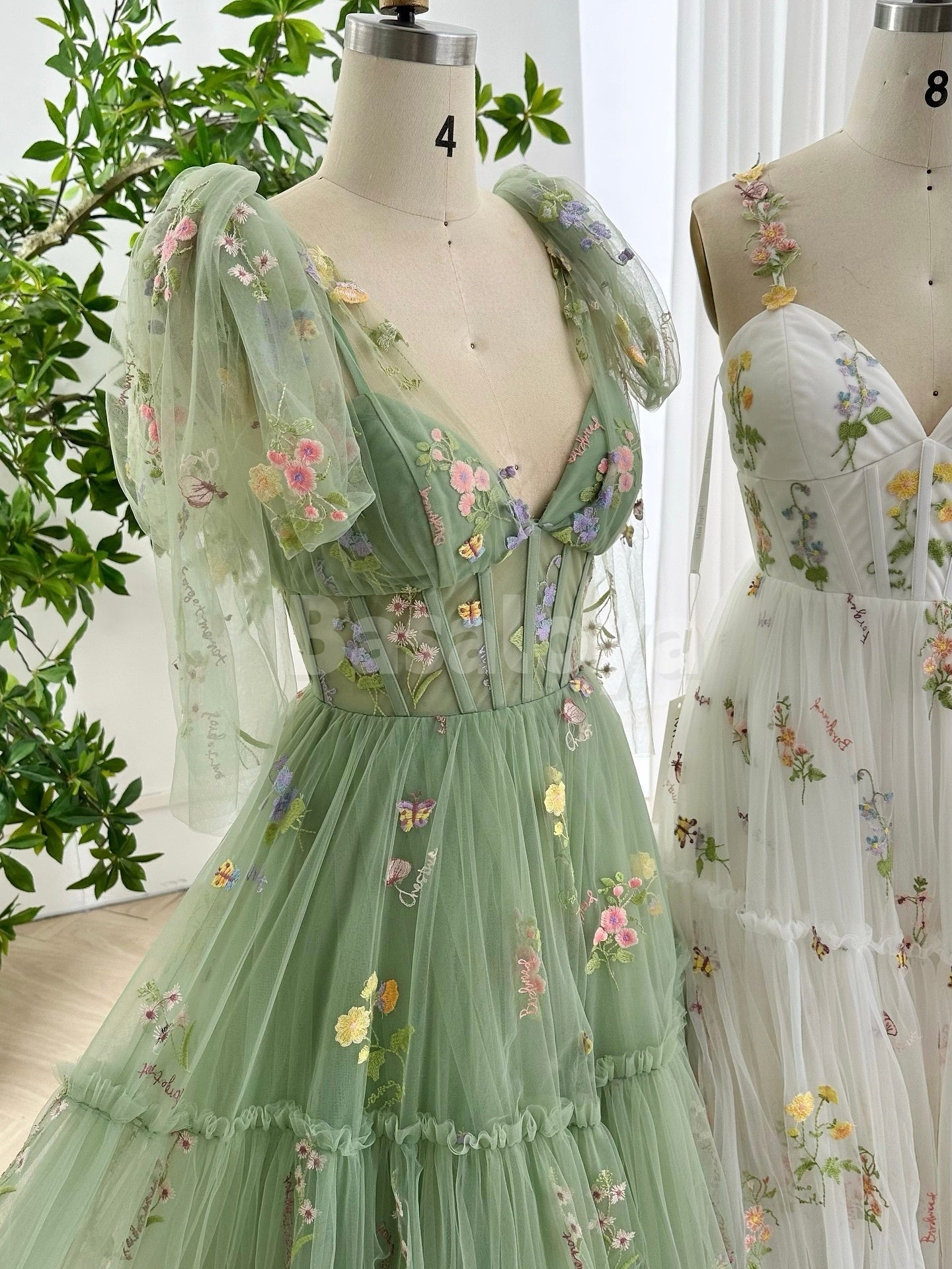 SP0335 Gorgeous Floral White V-Neck A-Line Pleats Prom Dress with Short Sleeves