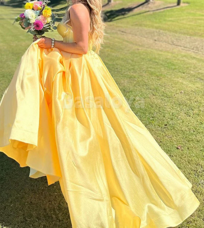 SP0191 Classic Yellow A-Line Sweetheart Pleated Satin Prom Dress