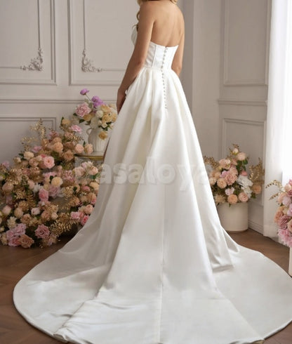 WD0037 Luxury Sweetheart Mermaid Wedding Dress with Overskirt Bridal Gown
