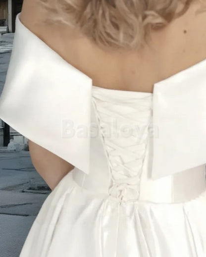 WD0033 Classic Off-Shoulder A-Line Pleats Satin Wedding Dress Bridal Gown