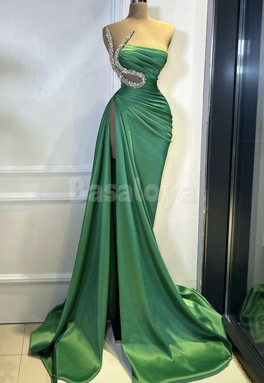 ED0098 Elegant Crystal Asymmetrical Neck Sheath Pleats Evening Gown with Slit