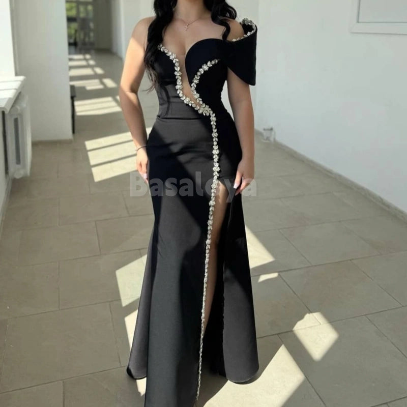 ED0035 Elegant Black One Shoulder Mermaid Evening Dress with Beaded