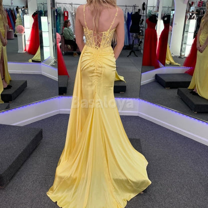 SP0031 Elegant Yellow Spaghetti Straps Sheath Prom Dress with Appliques