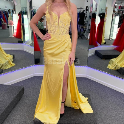 SP0031 Elegant Yellow Spaghetti Straps Sheath Prom Dress with Appliques