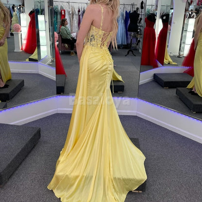 SP0031 Elegant Yellow Spaghetti Straps Sheath Prom Dress with Appliques